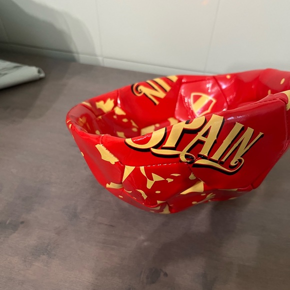 World Cup Spain Soccer Ball 2022 - Picture 3 of 5